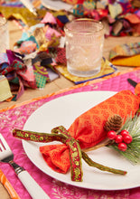 Load image into Gallery viewer, Recycled Sari Reusable Crackers by Namaste
