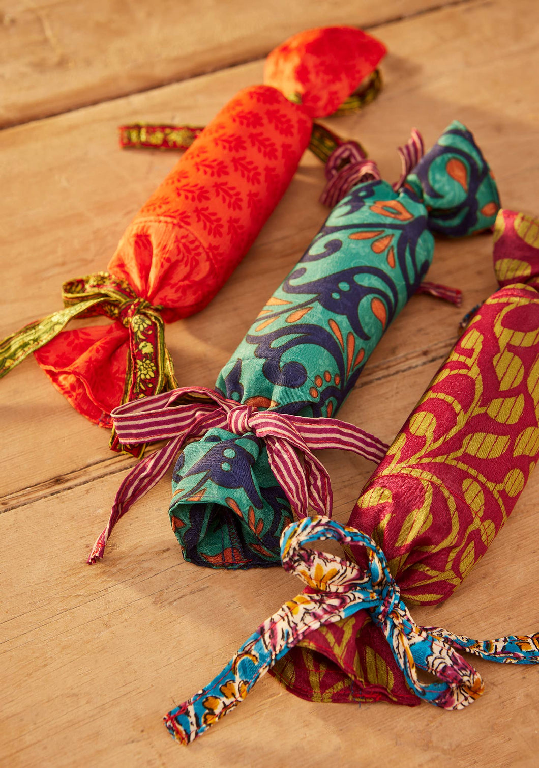 Recycled Sari Reusable Crackers by Namaste