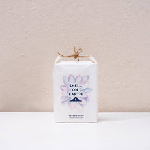 Load image into Gallery viewer, Product packaging with 'Shell on Earth' branding on a neutral background

