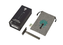 Load image into Gallery viewer, Black Reusable Safety Razor
